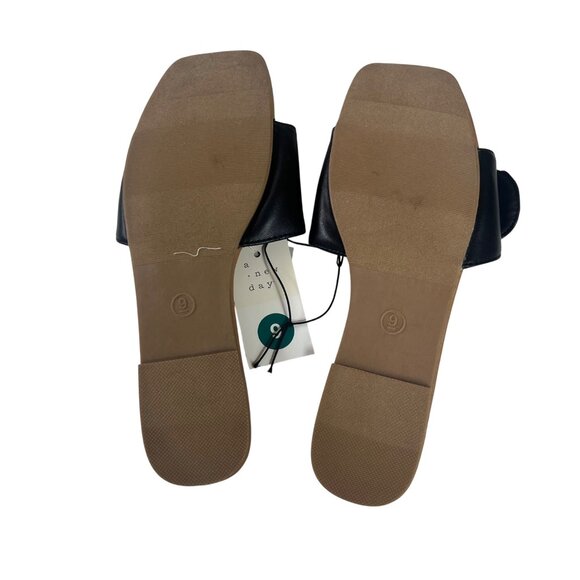 A New Day Bennie Buckle Slide Sandal Womens Size 9 Black New Gold Buckle - Picture 5 of 9